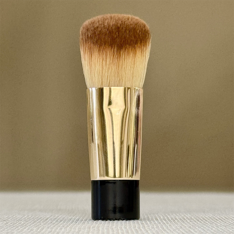 Chanel Foundation Brush 8cm