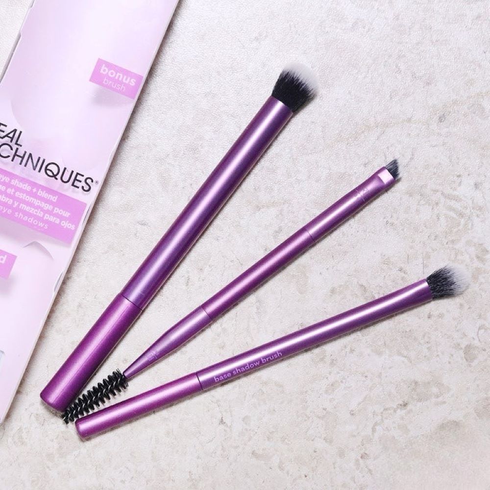 Real Techniques Eye Shade + Blend set 3pcs , Base Shadow Brush,Deluxe Crease Brush,Medium Shadow Brush , แปรงแต่งหน้า , Real Techniques , Real Techniques แปรงแต่งหน้า 